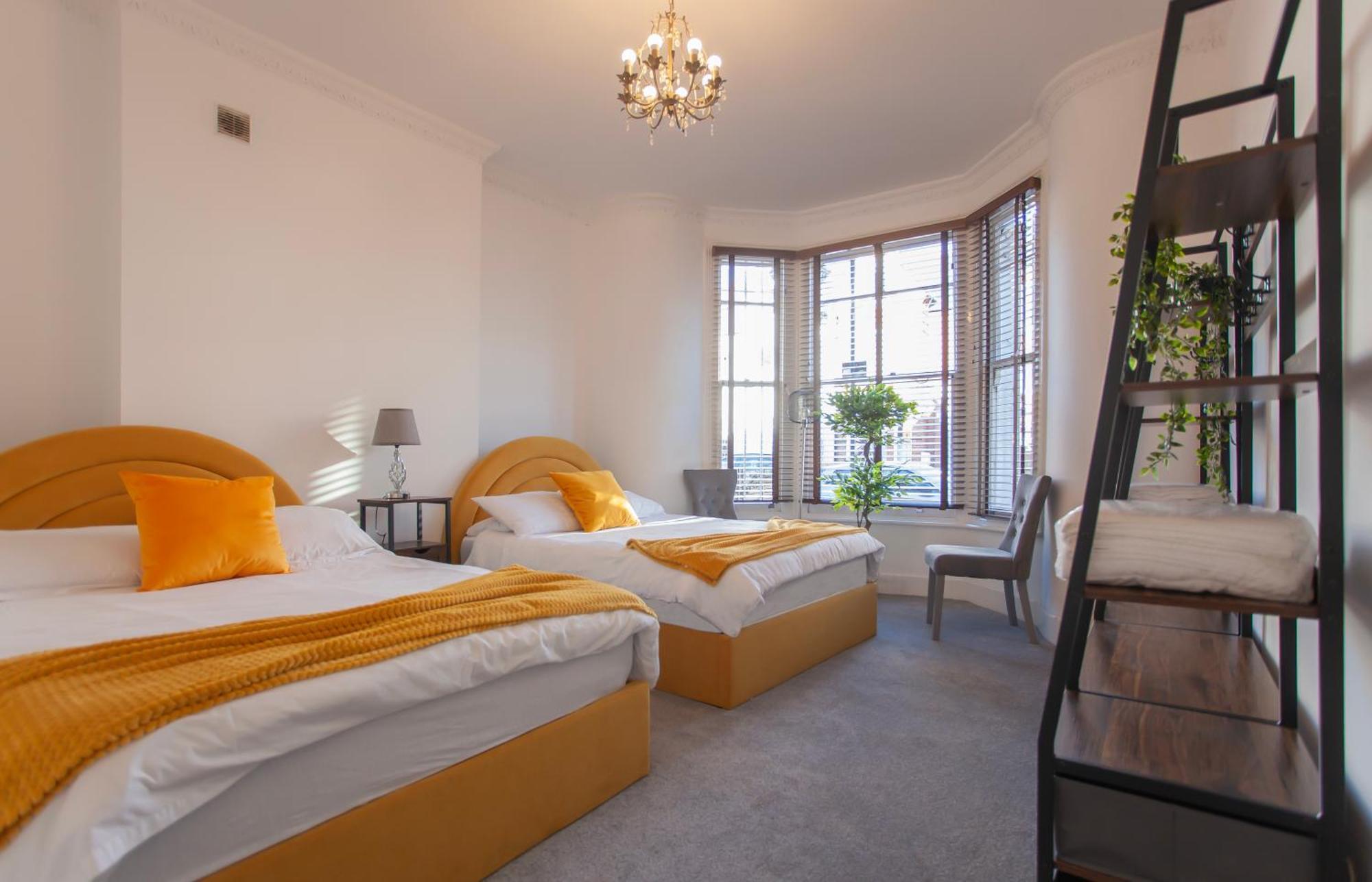 Templar Large Garden Flat Apartment Лондон Екстериор снимка